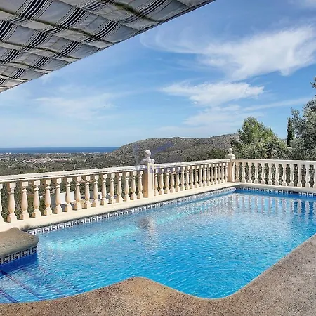 Amanda: 4 Bedroom With Stunning Views Villa