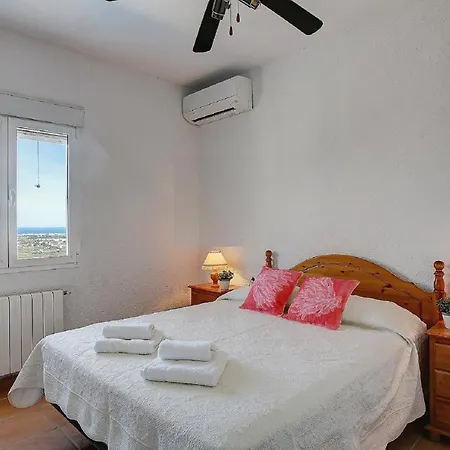 Amanda: 4 Bedroom With Stunning Views * Denia